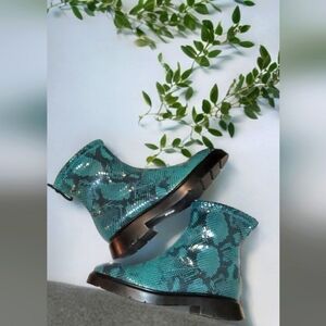 Stuart Weitzman Benita Flat Stretch Pull On Python Print Boots